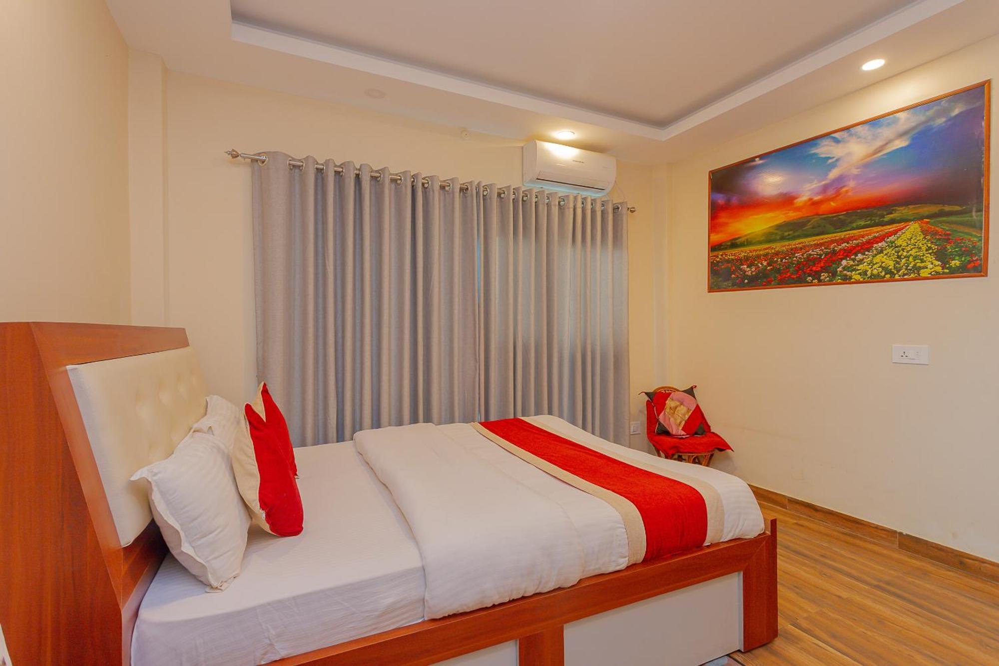 Oyo 799 Hotel Tik Tok Pvt Ltd. Kathmandu Exteriör bild